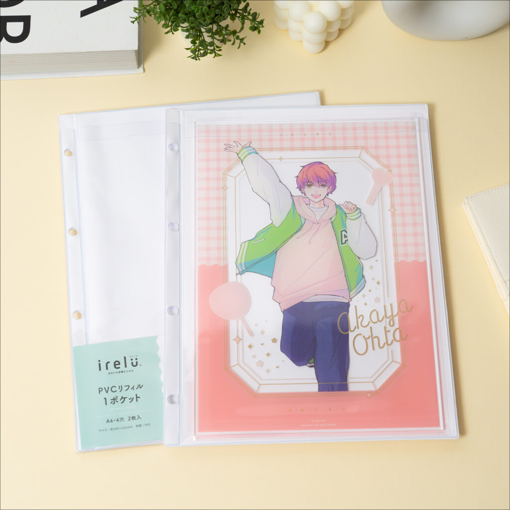  白台紙＋高透明フィルムでアクスタの色彩を美しく見せる